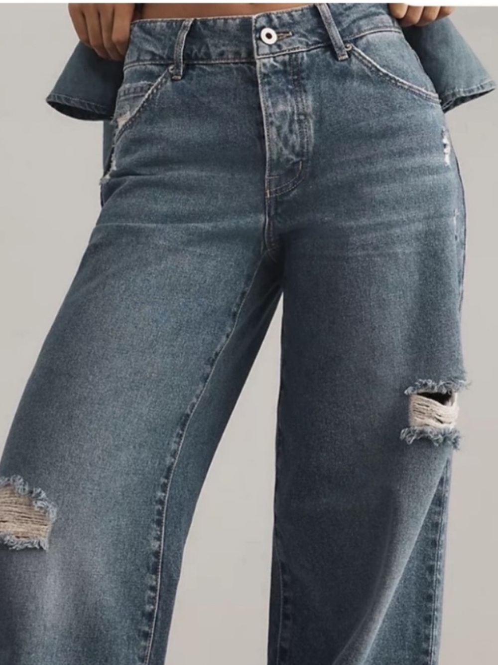 Outland Mid Rise Classic Blue Distressed Women's Jeans $125 - Picture 2 of 8